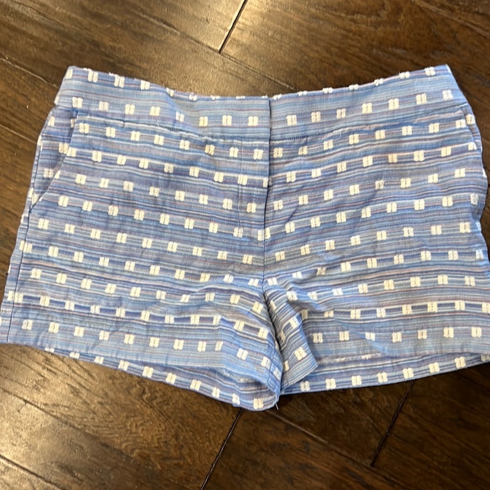 LOFT Blue and White Patterned Women Shorts Size 14